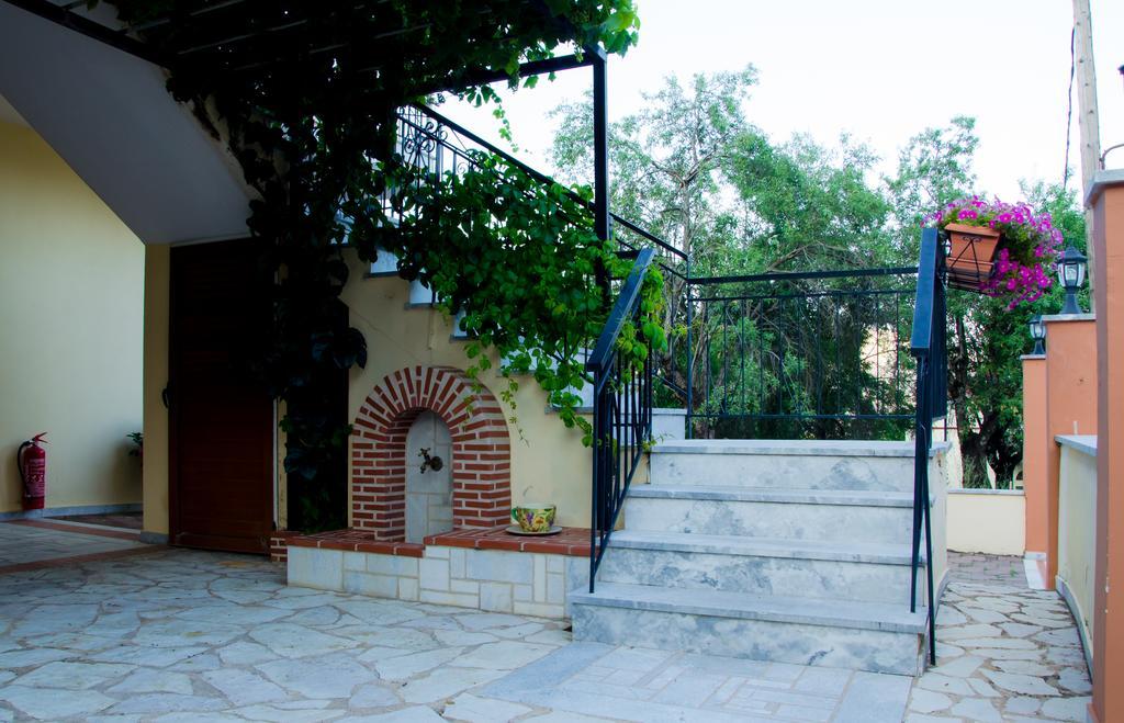 Nefeli Apartment Levídhion Exterior foto
